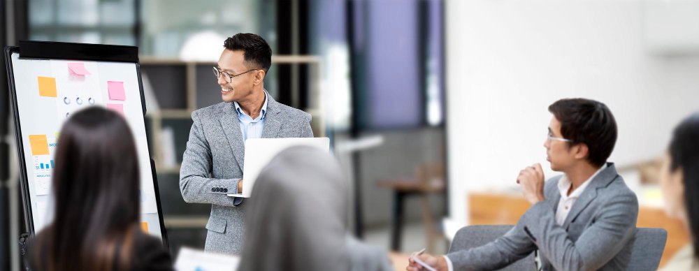 Corporate Training Programs That Actually Work in 2025
